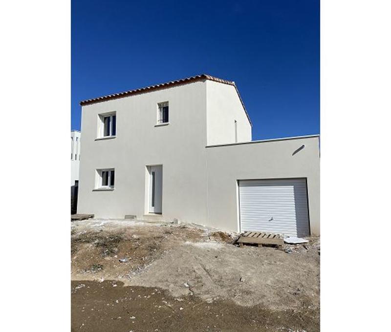 Villa - 90 m² - 4 pièces