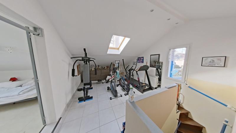 Maison - 106 m² - 4 pièces