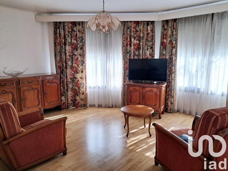 Maison - 137 m² - 6 pièces