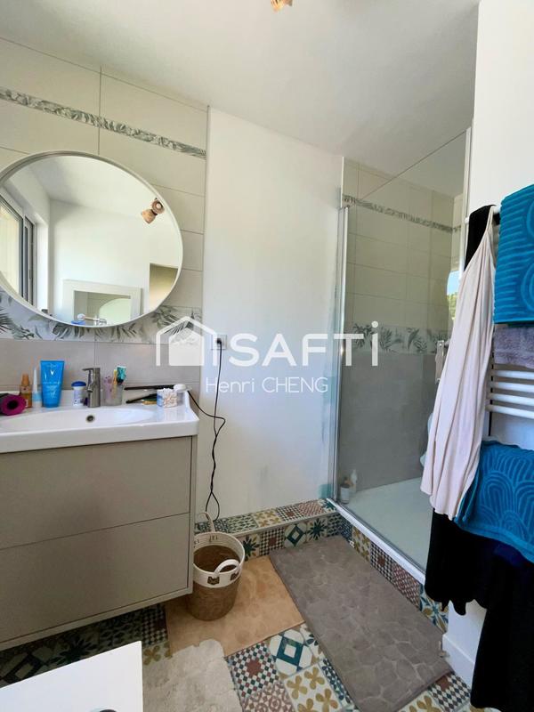 Propriété - 130 m² - 5 pièces