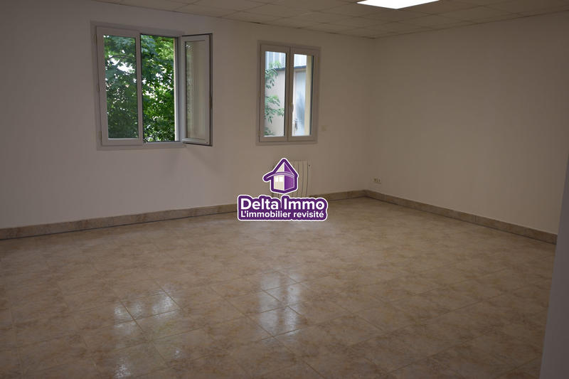 Local d'activités - 345 m²