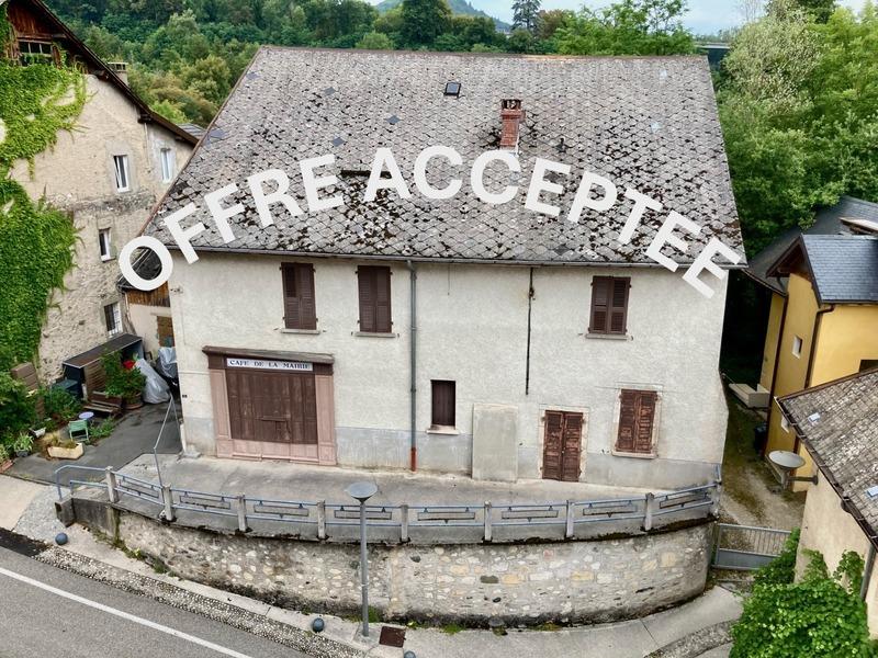 Immeuble - 246 m² - 10 pièces