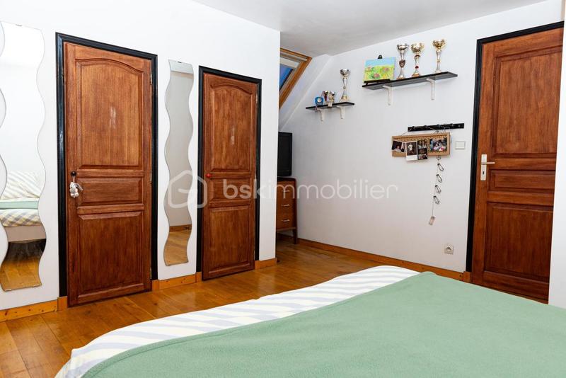 Maison - 127 m² - 5 pièces