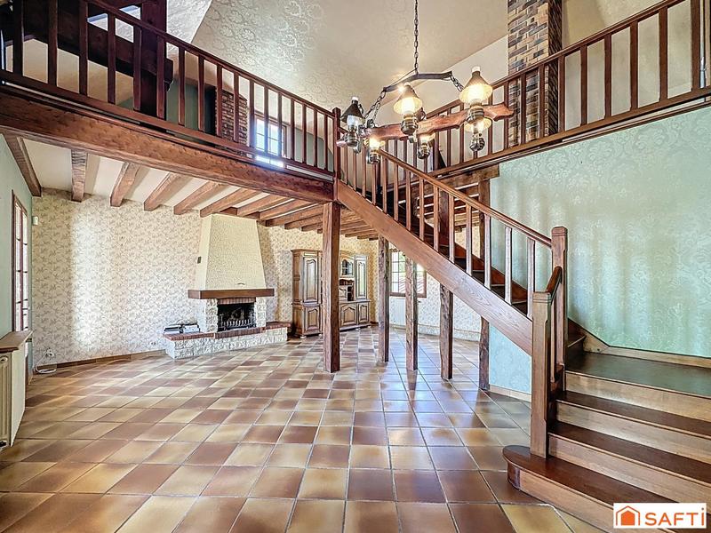 Maison - 207 m² - 8 pièces