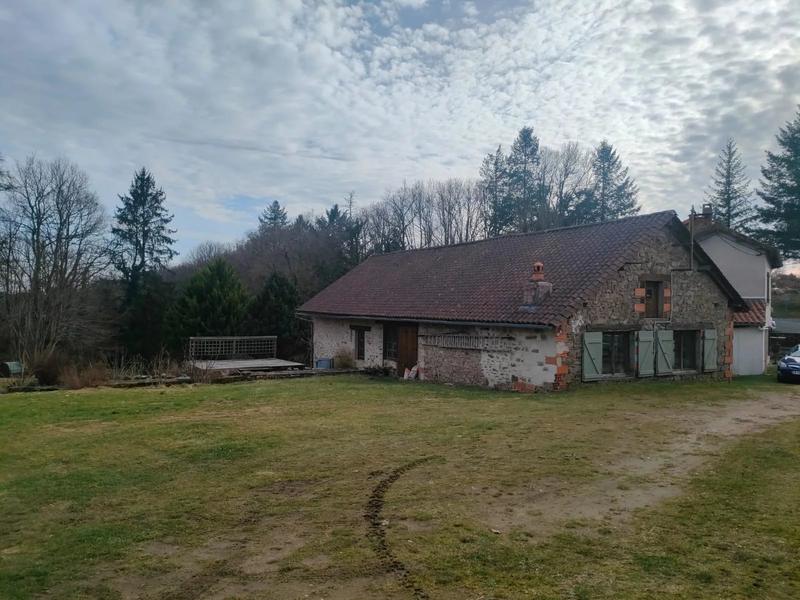 Maison - 90 m² - 6 pièces