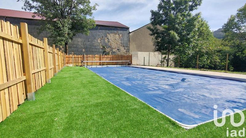 Maison - 282 m² - 11 pièces