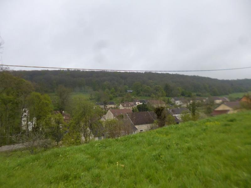 Terrain constructible - 1 200 m²