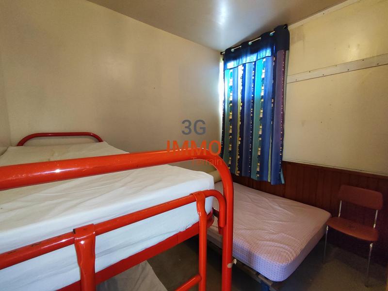 Terrain de loisirs - 1 000 m²