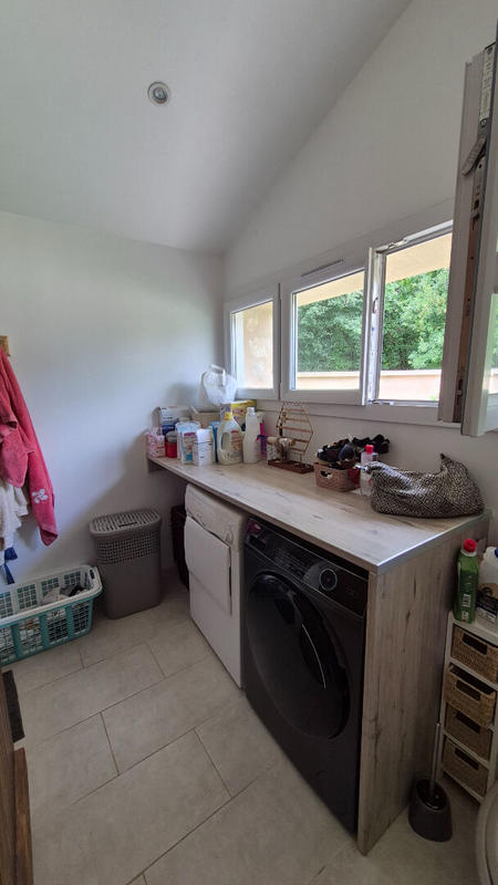 Maison - 161 m² - 8 pièces