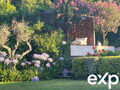 Villa - 277 m² - 9 pièces