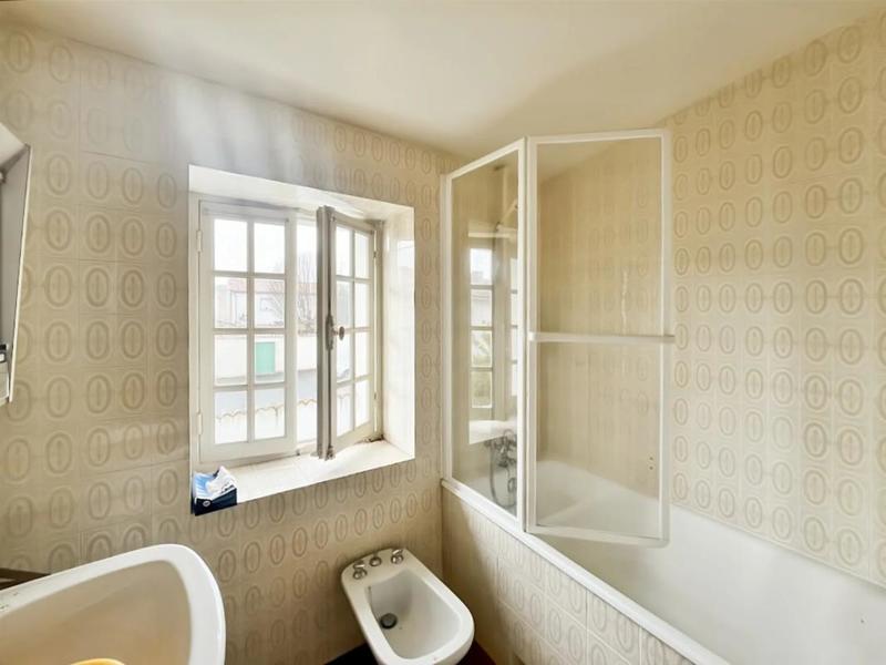 Maison - 290 m² - 8 pièces