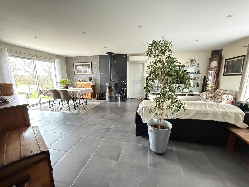 Villa - 150 m² - 5 pièces