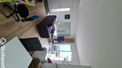 Chambre - 9 m² - 1 pièce