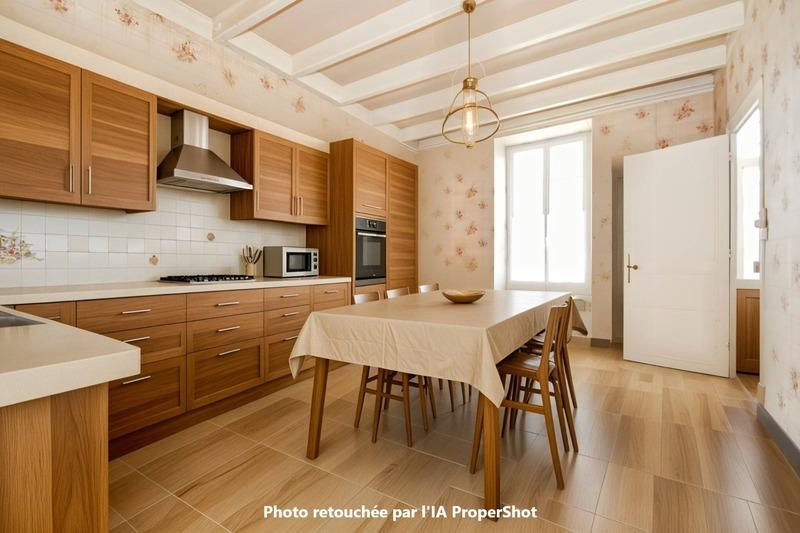 Maison - 195 m² - 4 pièces