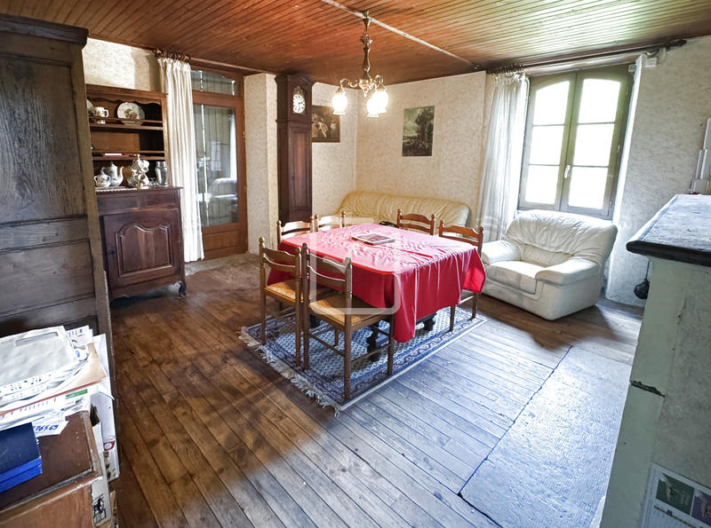 Maison - 137 m² - 6 pièces