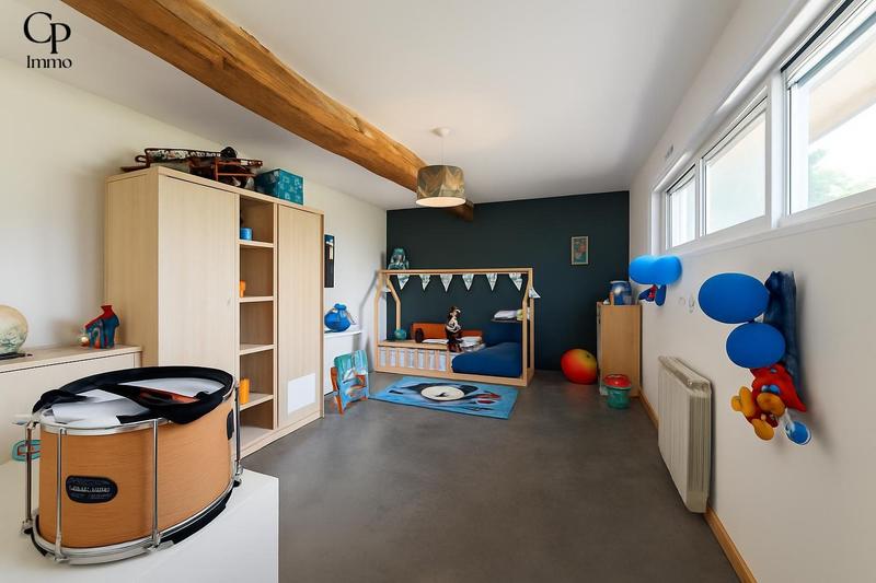 Maison ancienne - 211 m² - 6 pièces