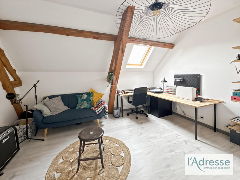 Maison - 230 m² - 7 pièces