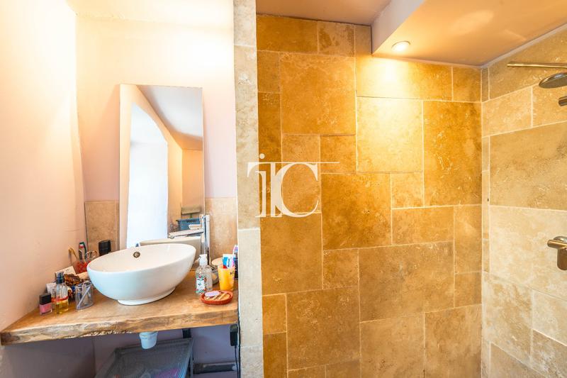 Maison - 104 m² - 5 pièces