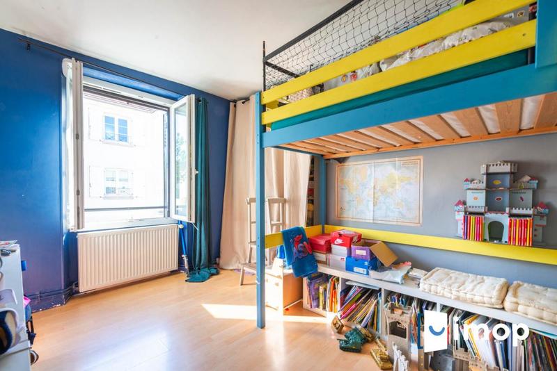 Maison - 100 m² - 6 pièces