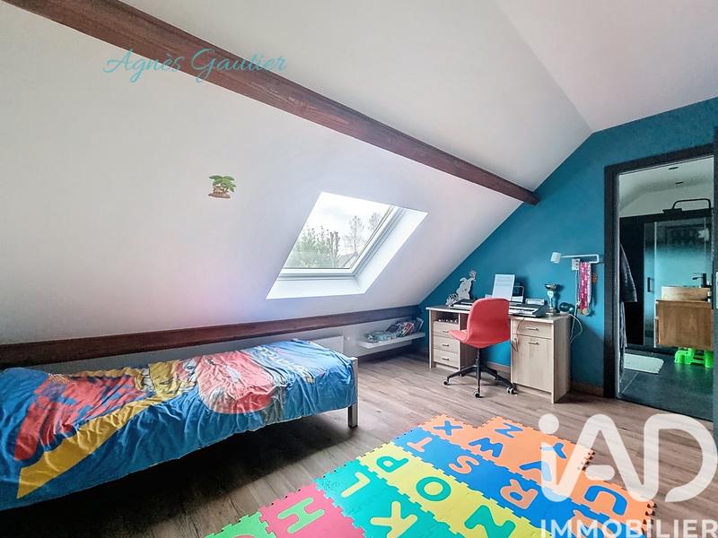 Maison - 182 m² - 9 pièces