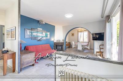 Maison - 98 m² - 6 pièces