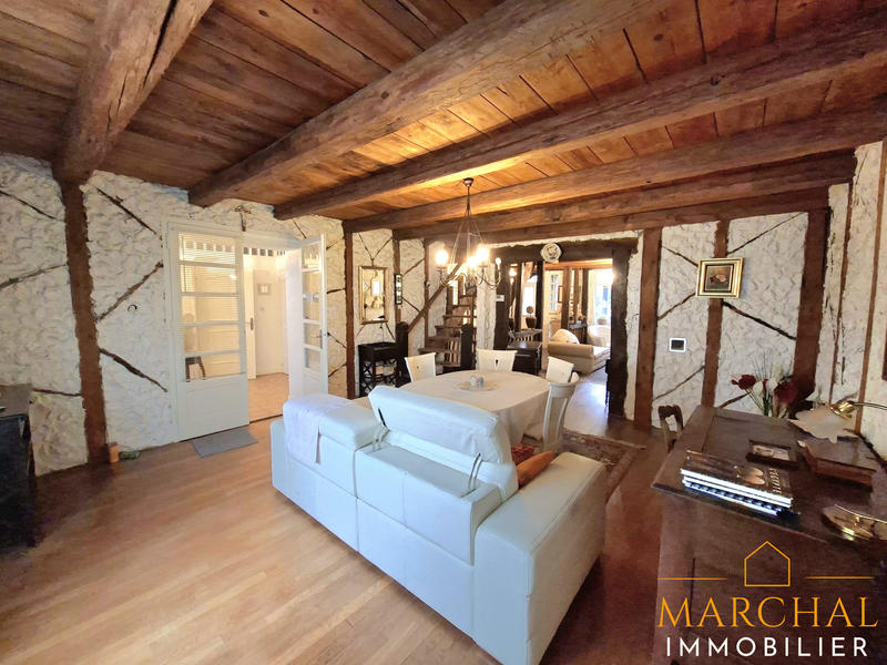 Maison - 190 m² - 6 pièces