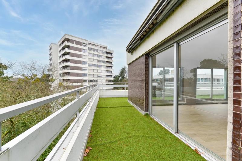 Appartement - 80 m² - 4 pièces