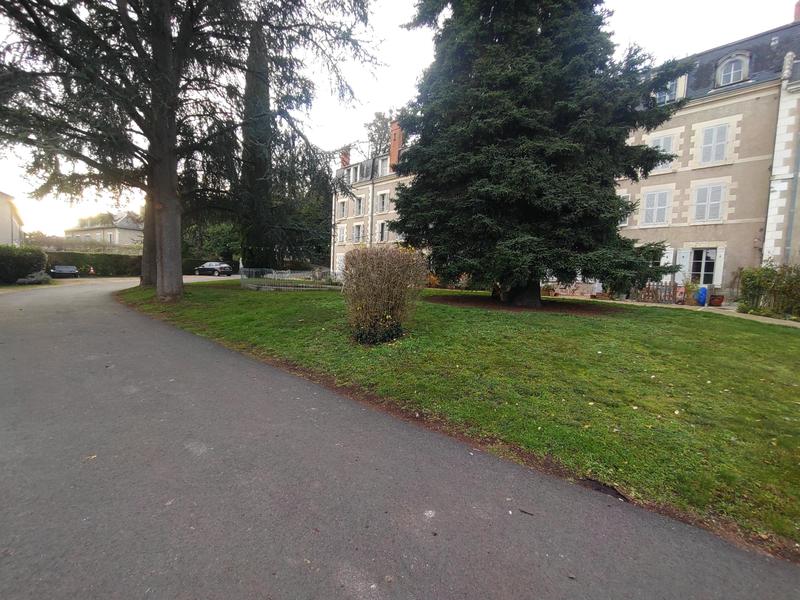 Appartement - 93 m² - 3 pièces