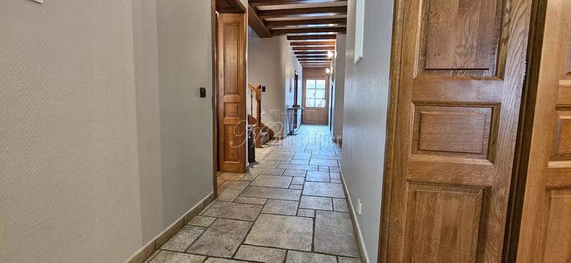 Maison de village - 295 m² - 7 pièces