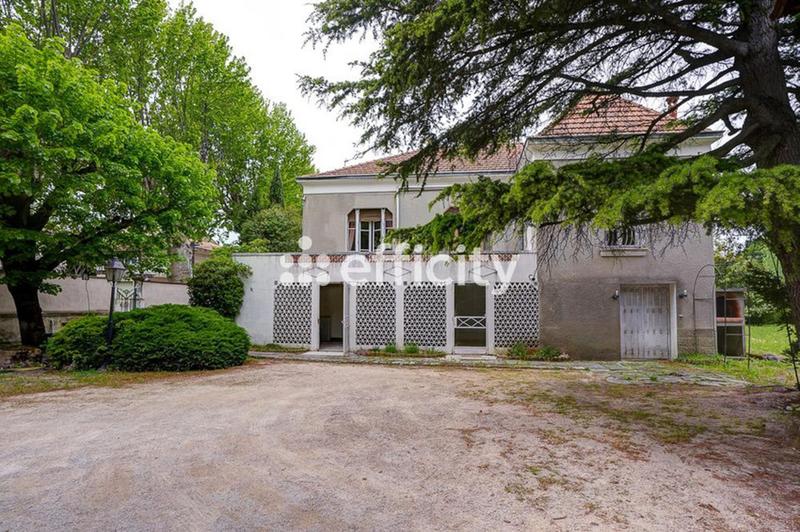Maison - 150 m² - 6 pièces