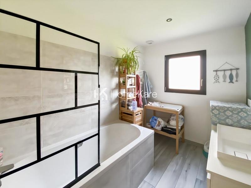 Maison - 175 m² - 7 pièces