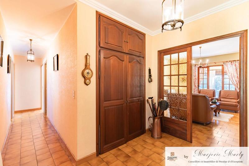 Villa - 136 m² - 6 pièces