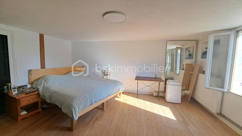 Maison chambre d'hôtes - 340 m² - 8 pièces