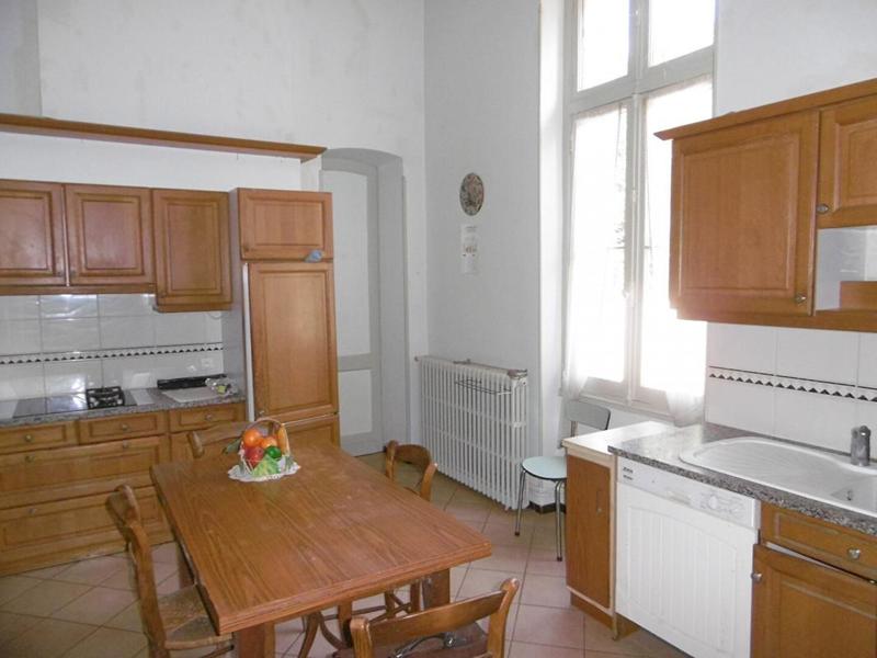 Propriété - 229 m² - 8 pièces