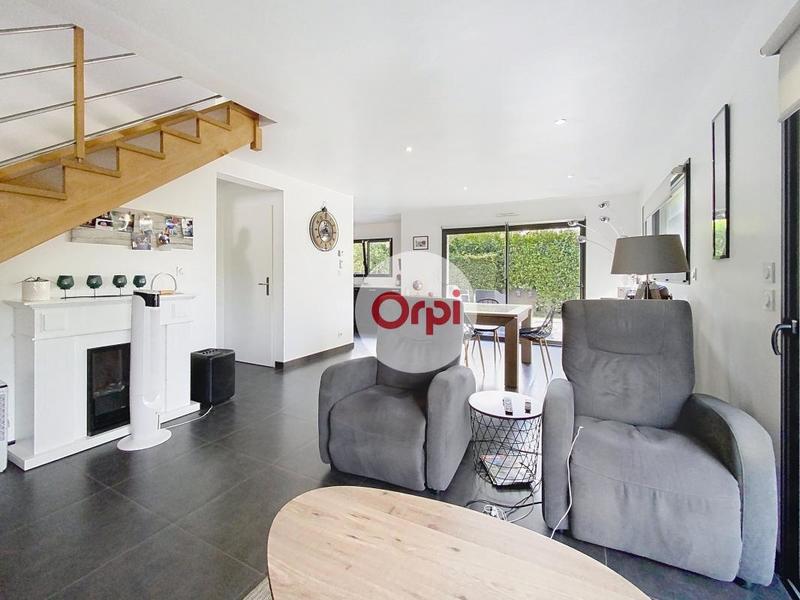 Maison - 92 m² - 5 pièces