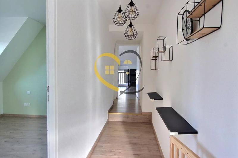 Maison de ville - 85 m² - 3 pièces