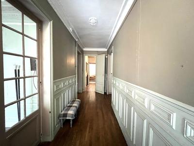 Maison - 182 m² - 7 pièces