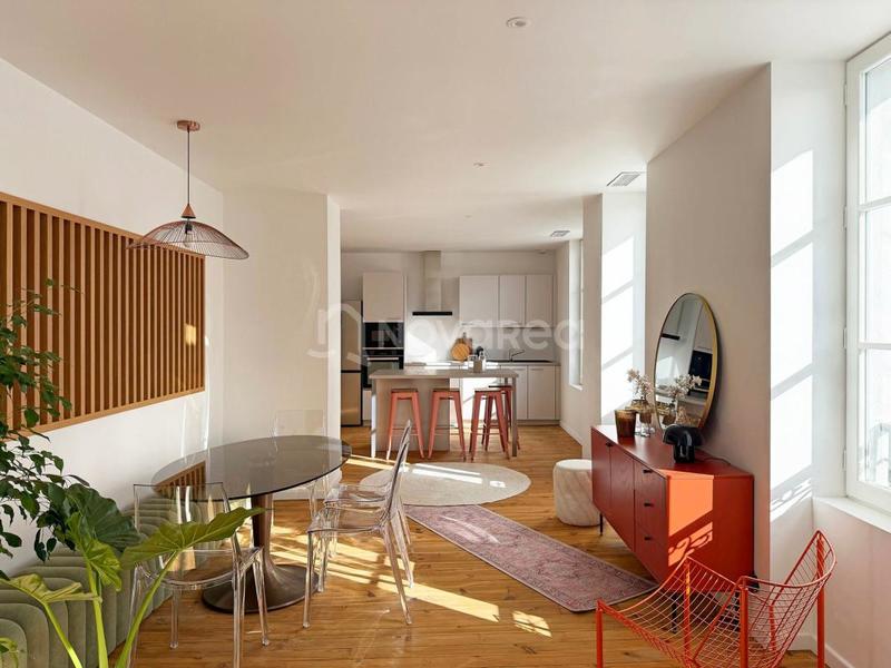 Appartement - 100 m² - 4 pièces