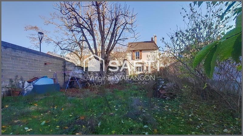 Maison - 181 m² - 12 pièces