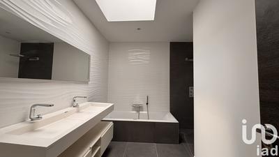 Maison - 197 m² - 6 pièces