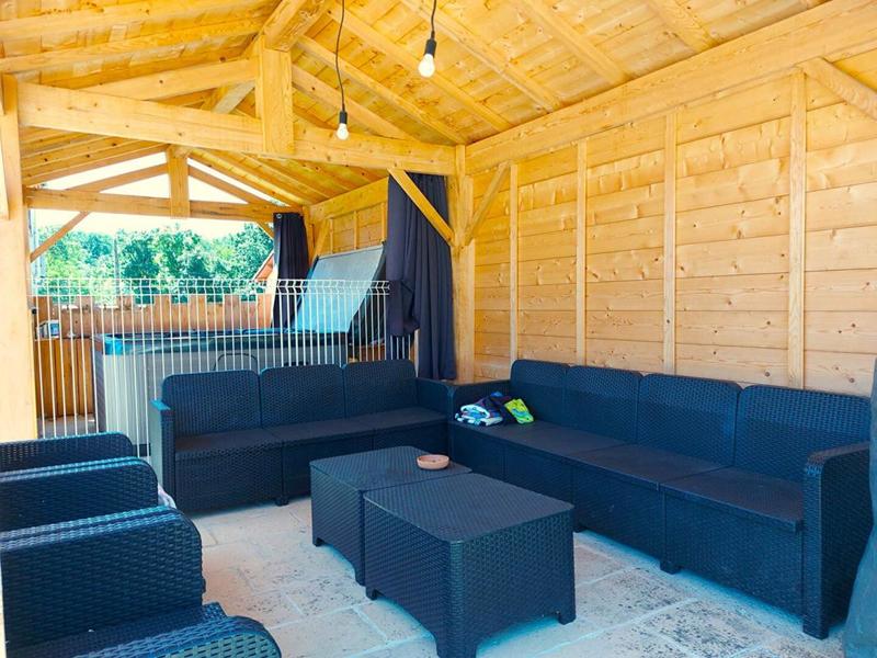 Maison - 219 m² - 11 pièces