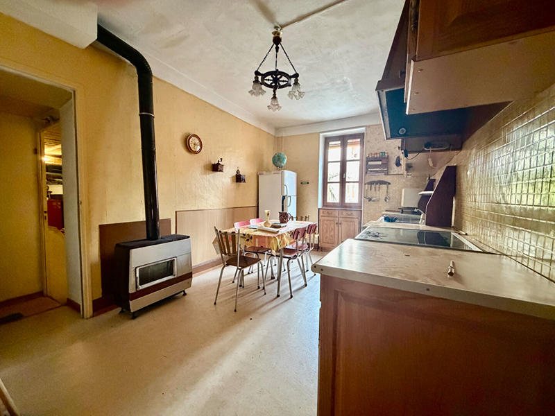 Maison - 105 m² - 4 pièces