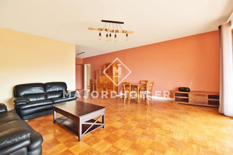 Appartement - 80 m² - 3 pièces