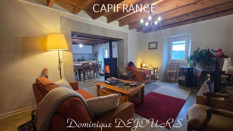 Maison - 95 m² - 3 pièces