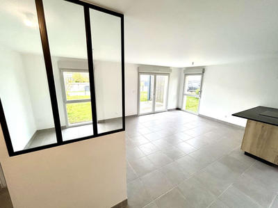 Appartement - 80 m² - 5 pièces