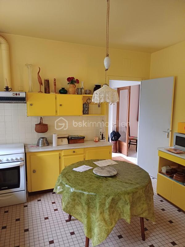 Maison de village - 165 m² - 8 pièces