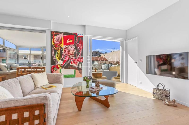 Appartement - 75 m² - 3 pièces