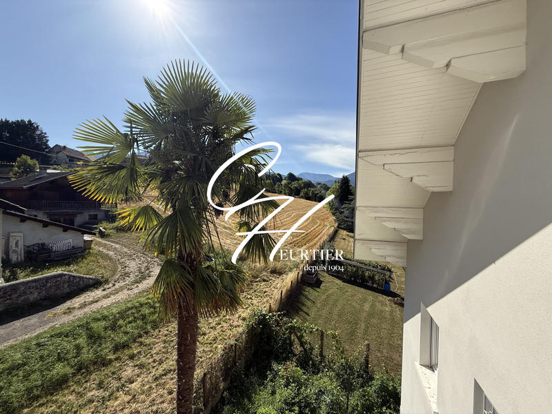 Appartement - 104 m² - 5 pièces