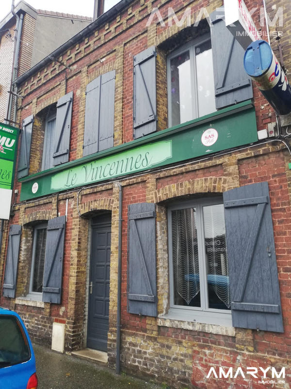 Maison ancienne - 240 m² - 7 pièces