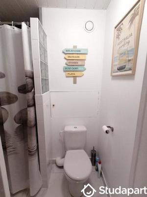 Chambre - 10 m² - 1 pièce